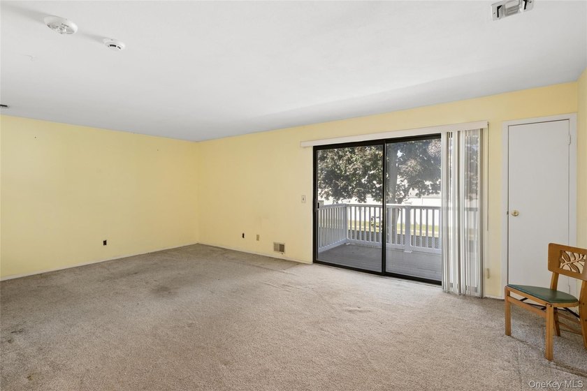 BRIGHT SUNNY UPPER BRISTOL. 1200 SQ LIVING SPACE. LARGE KITCHEN - photo 5