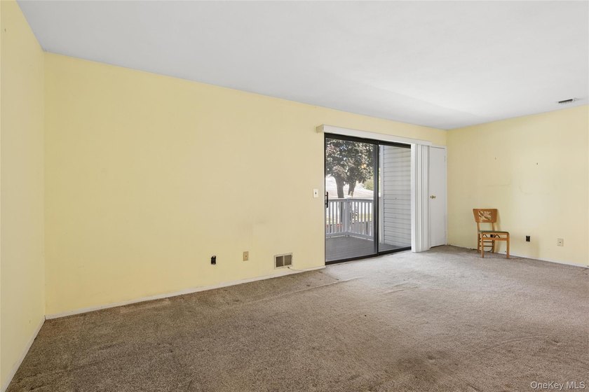 BRIGHT SUNNY UPPER BRISTOL. 1200 SQ LIVING SPACE. LARGE KITCHEN - photo 9
