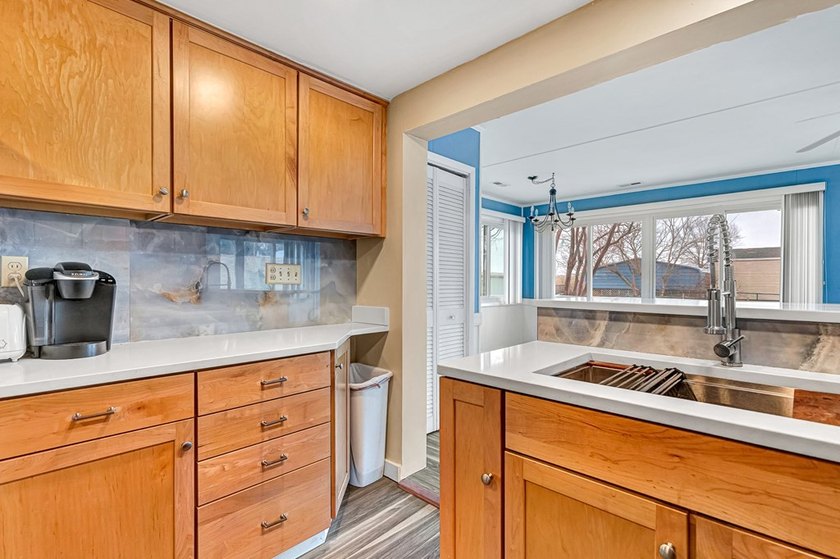Renovated 4 Bedroom cottage in Rappahannock River Estates! Only - photo 18