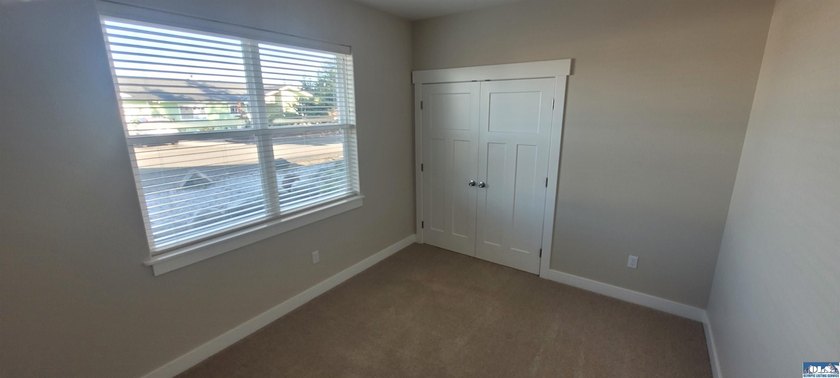 SELLER IS OFFERING FIVE THOUSAND DOLLARS TOWARD BUYERS CLOSING - photo 21