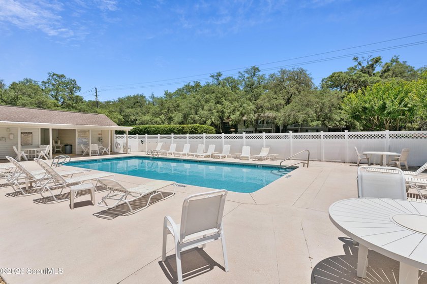 Nestled in the heart of St. Simons Island's sought-after South - photo 25