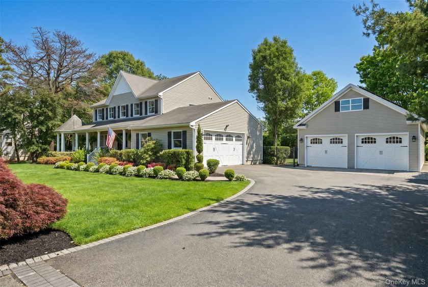 Say Hello To Your New Address!! Beautifully updated home - photo 2
