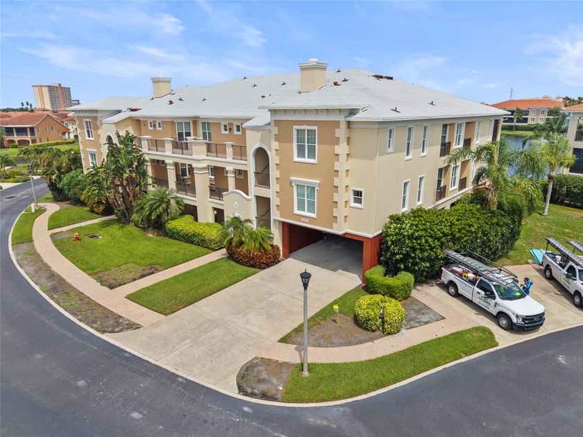 Experience the pinnacle of luxury waterfront living in this - photo 3