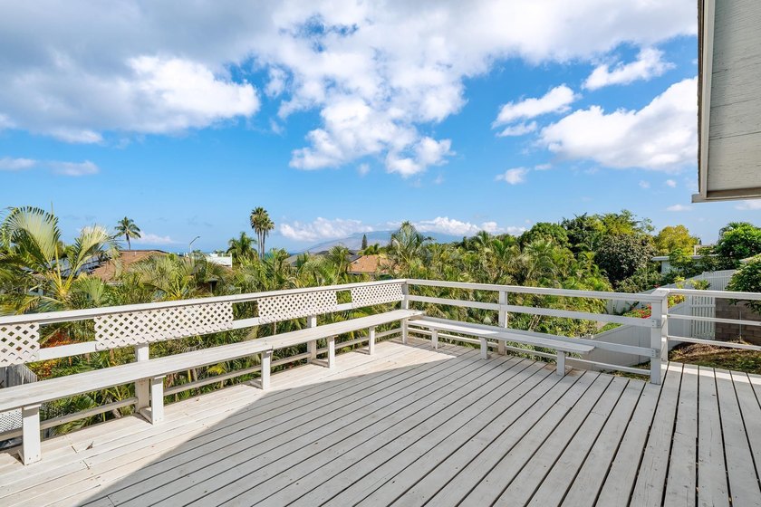Located toward the top of Keonekai Road near the end of a quiet - photo 14
