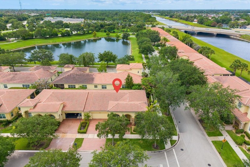 Welcome to this beautifully maintained 3/2.5 home offering - photo 41