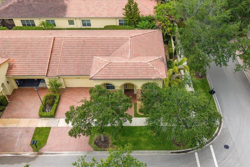Welcome to this beautifully maintained 3/2.5 home offering - photo 43