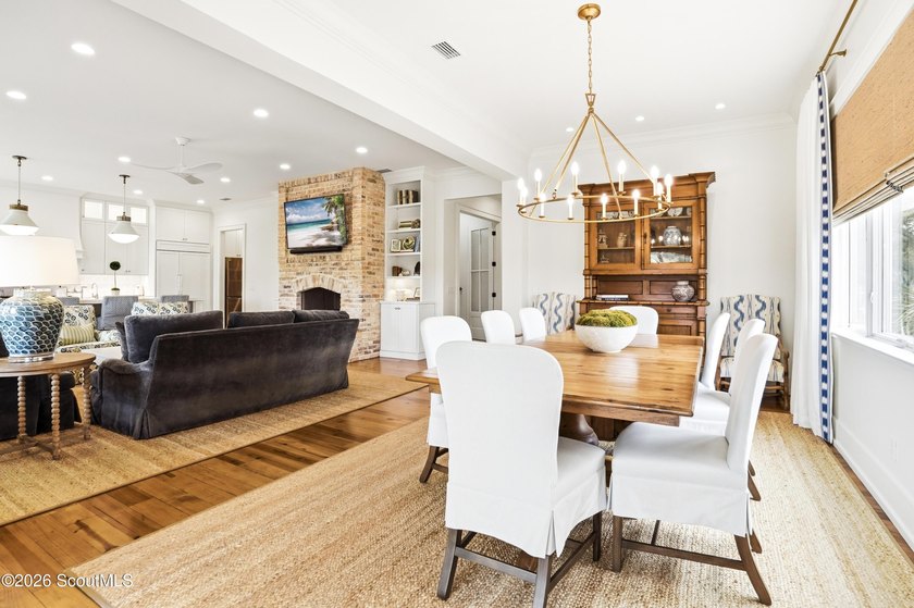 Gorgeous East Beach marsh front home! Custom built by top buider - photo 2