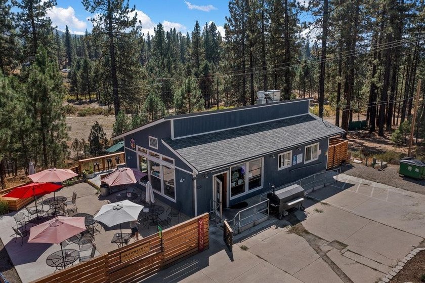 The successful Headwaters Bistro &amp; Deli is for sale! This is a - photo 10