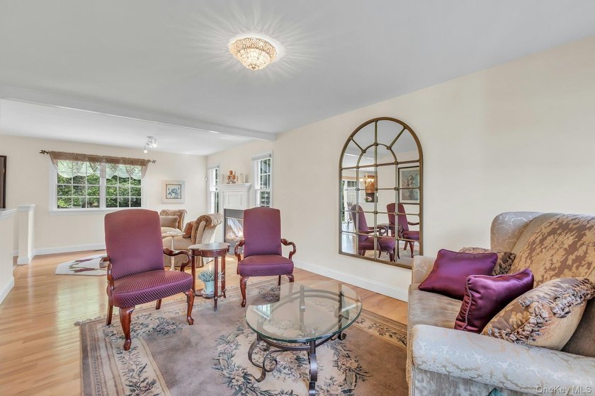 Welcome To This Spacious &amp; Well-Maintained Idle Hour Colonial - photo 6