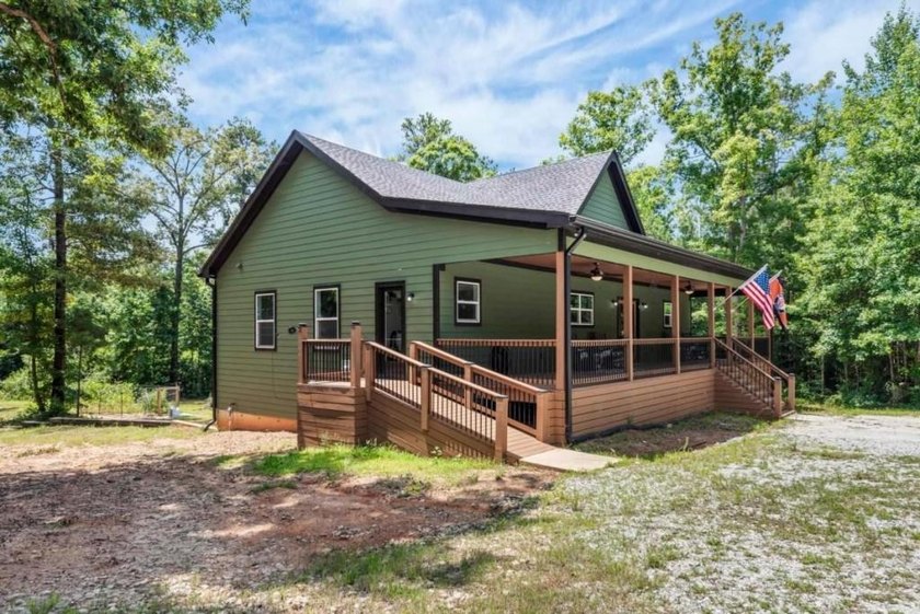 Discover a dream haven for hobbyists, hunters, and those seeking - photo 3