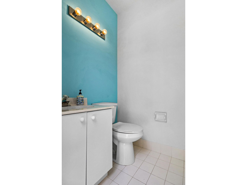Welcome to this beautifully maintained **5-bedroom, 3.5-bath - photo 50