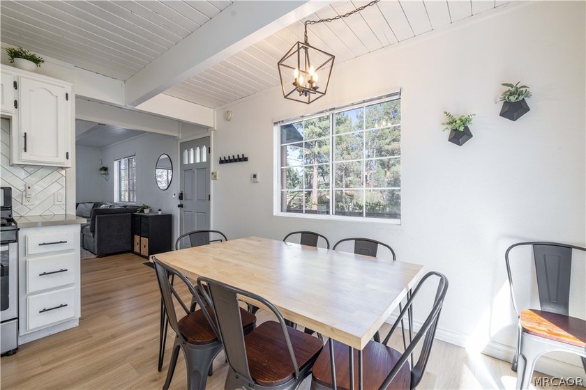 Income averaging $5k monthly this home is -Tucked against a - photo 8