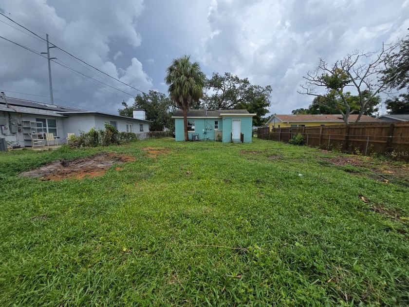 Excellent 2-bedroom, 1-bath block home in St. Petersburg! This - photo 22