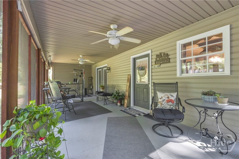 Looking for peaceful country living with room to spread out? - photo 34