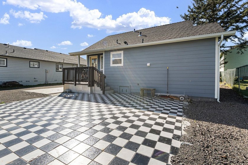 Welcome to 1905 S Pebble Beach Dr, Crescent City - an updated - photo 46