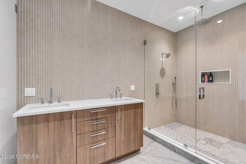 Prestigious New Construction in Long Branch with room for a pool - photo 47