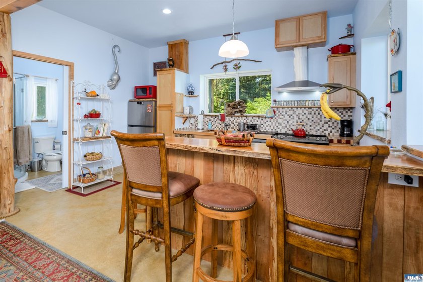 This unbelievable property presents a once-in-a-lifetime - photo 10