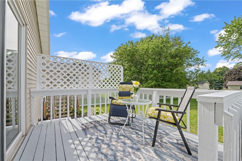Updated 3 bedroom and 1.5 bath ranch offering the ease and - photo 22