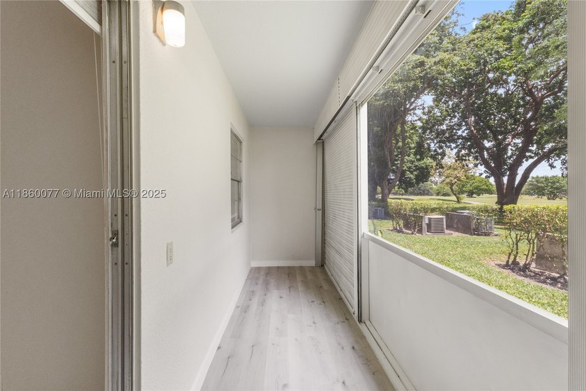 !! LOCATED ON THE FIRST FLOOR ... AND WITH GOLF COURSE VIEW - photo 13