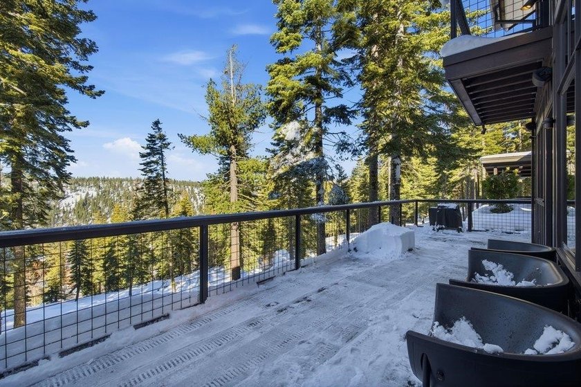 A striking blend of modern mountain architecture and refined - photo 25
