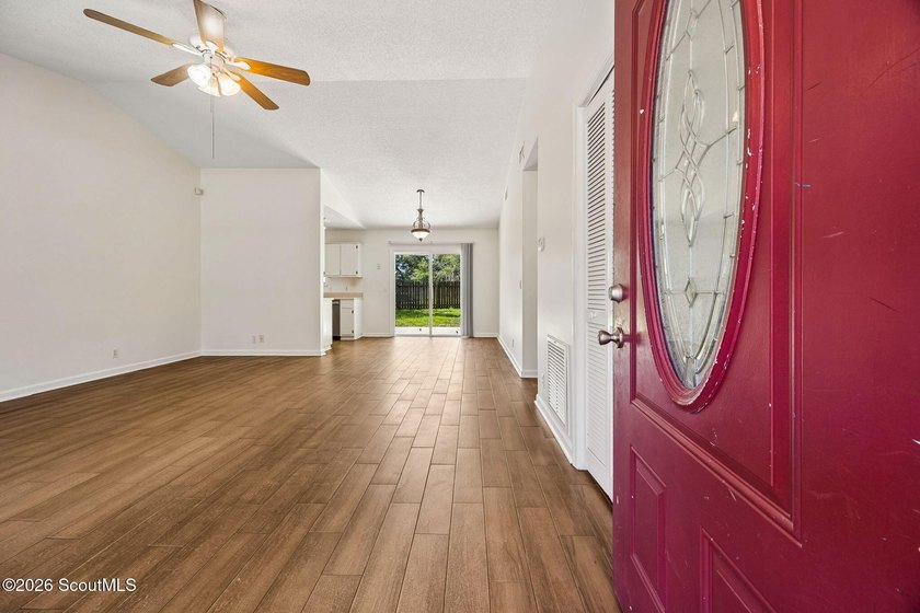 Ready for a quick move-in! This home offers tiled flooring - photo 6