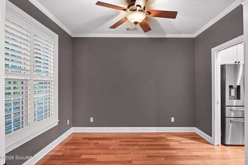 This wonderful open floor plan 3/2/1 has an awesome bonus room - photo 6