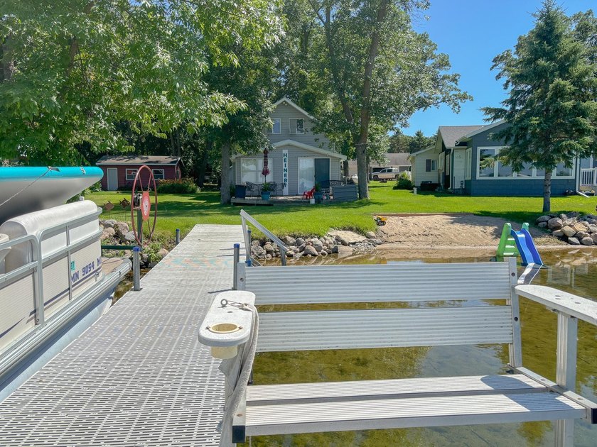 Escape to your own lakeside retreat with this charming 3-bedroom - photo 29