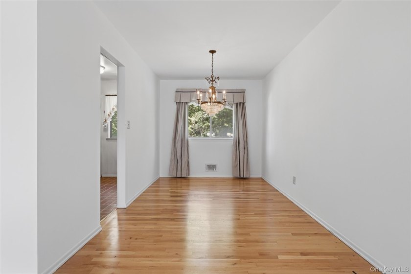 Well-Kept Home In Desirable West Islip With A Spacious Layout - photo 9