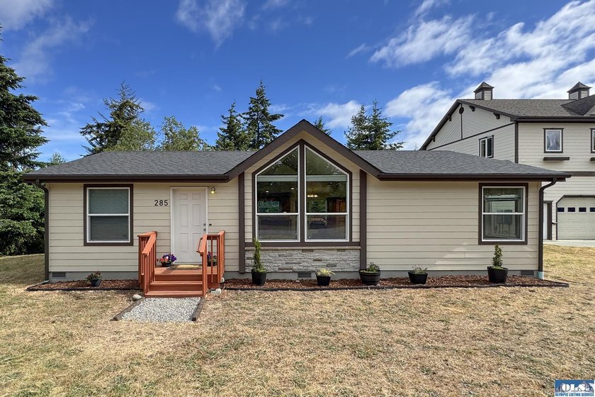 Welcome home! 4 BR, 2 BA home PLUS 2 car detached garage w/ - photo 2