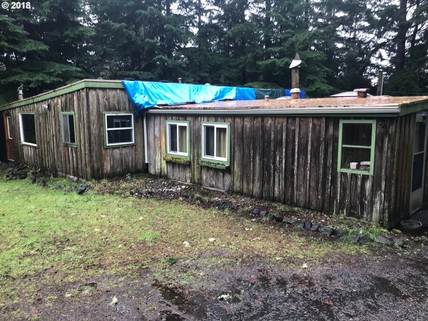 Here's your chance to own two side-by-side residential tax lots - photo 19