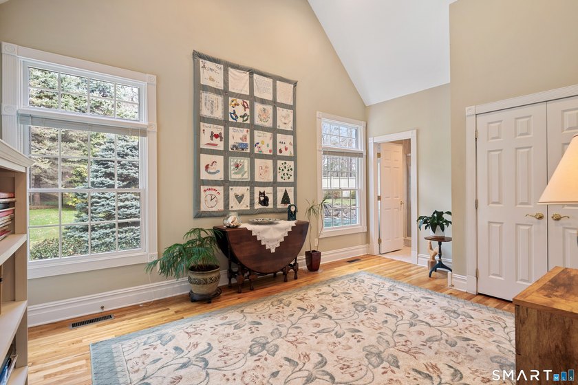 Exceptional custom-built 4 to 5 bedroom Colonial in desirable - photo 22