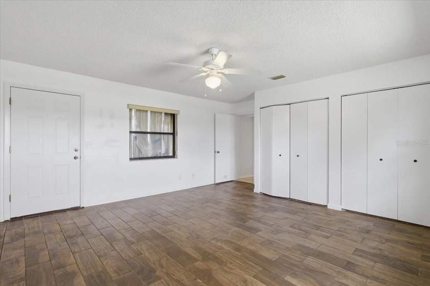 Welcome home to 10 Fenwick Lane, a charming starter home or - photo 27
