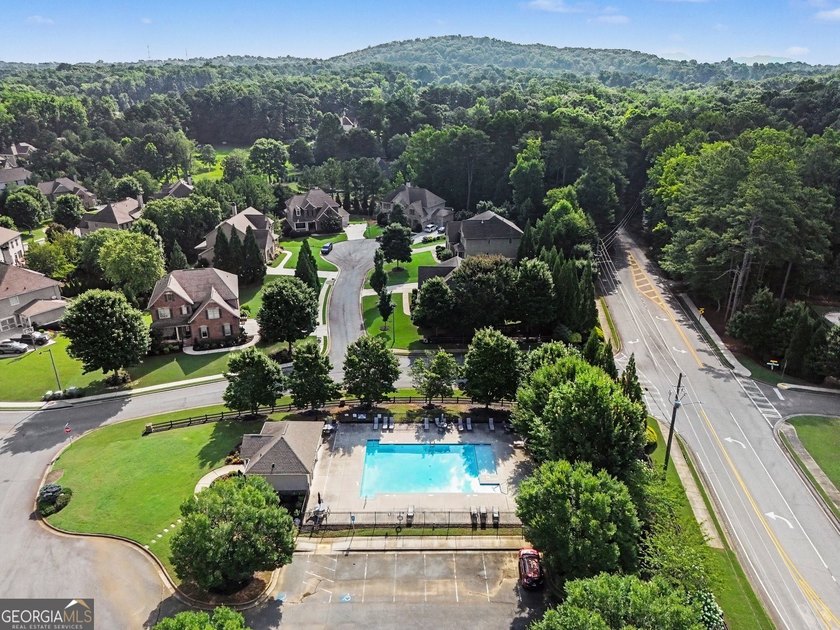 Welcome to your move-in-ready home! This well-maintained - photo 46