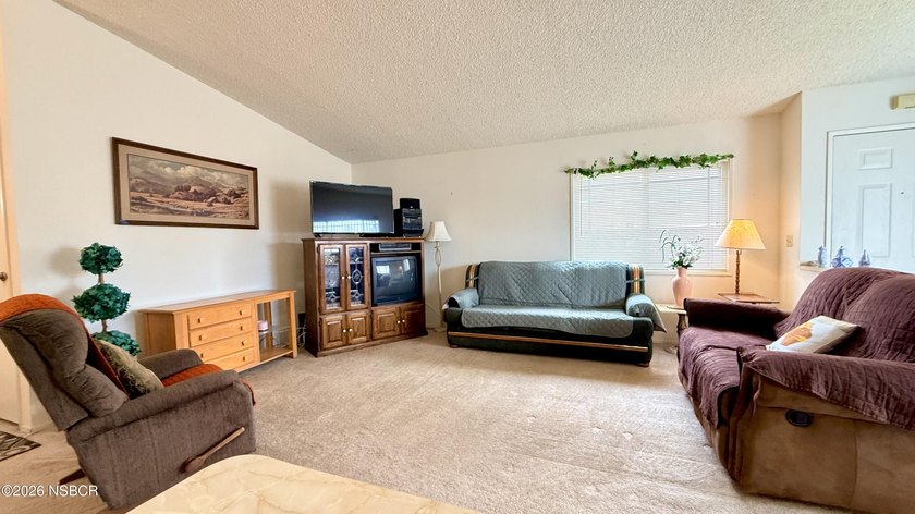 Enjoy living here at Quail Meadows East at 3420 Bent Tree Drive - photo 6