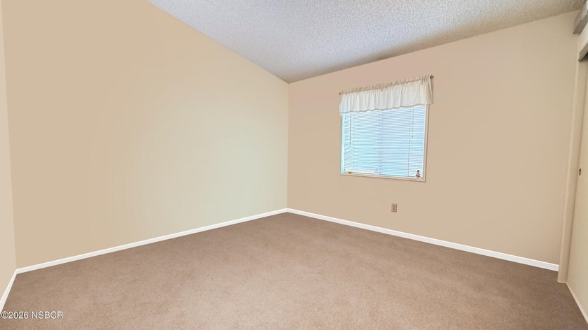 Enjoy living here at Quail Meadows East at 3420 Bent Tree Drive - photo 9