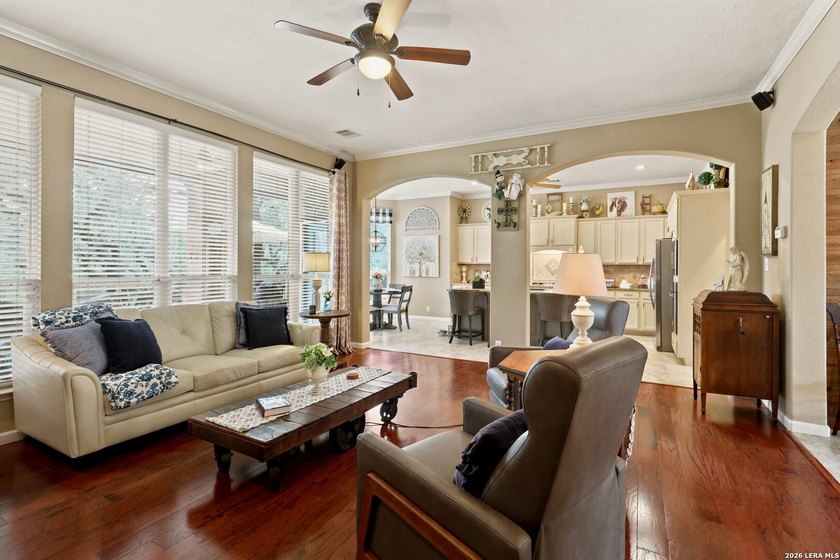 Luxury Living in The Terraces at Encino Park. Welcome to this - photo 7