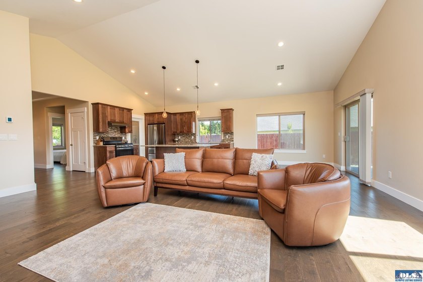 This beautifully maintained 2022 home offers effortless living - photo 7