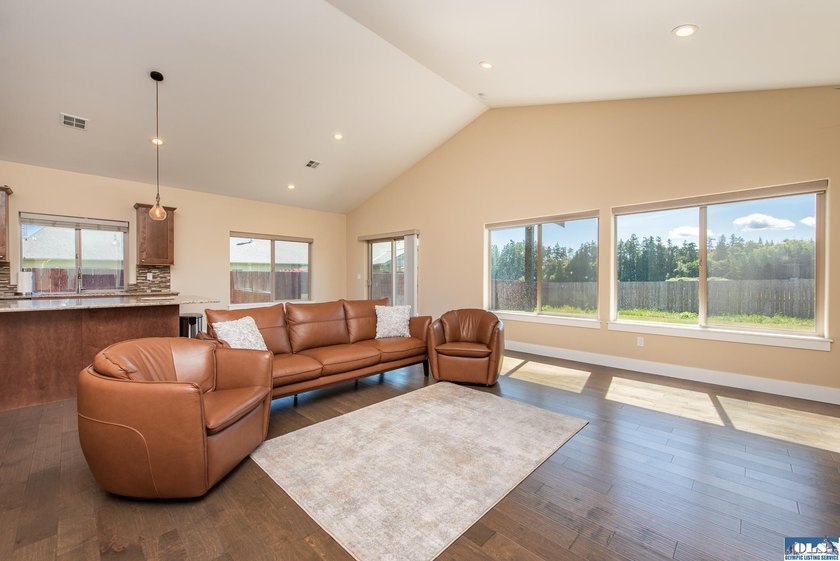 This beautifully maintained 2022 home offers effortless living - photo 8
