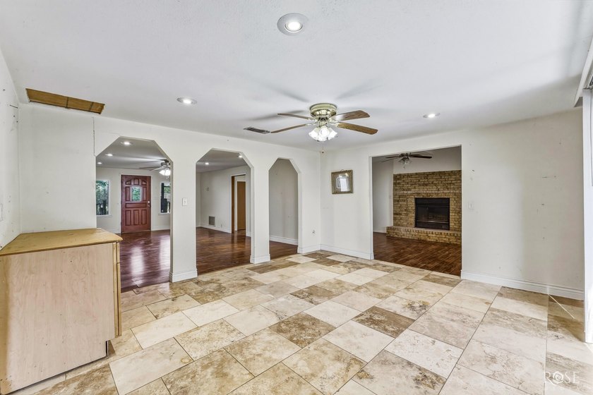 Looking for your own oasis in Robert Lee? Look no further! This - photo 10