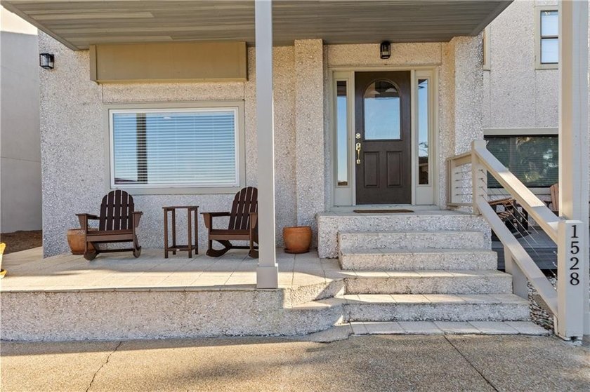 For Sale: Dune Breeze Townhome at 1528 Ocean Boulevard, St - photo 4