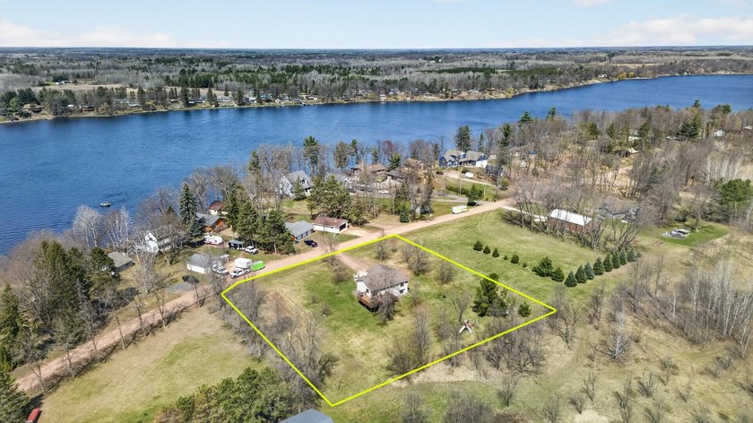 Welcome to your slice of Cross Lake living-where you get the - photo 37