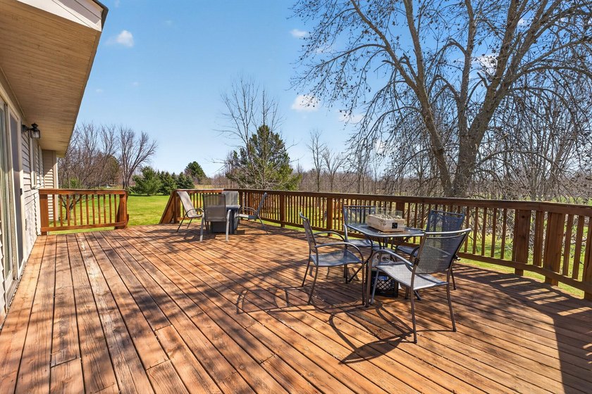Welcome to your slice of Cross Lake living-where you get the - photo 44