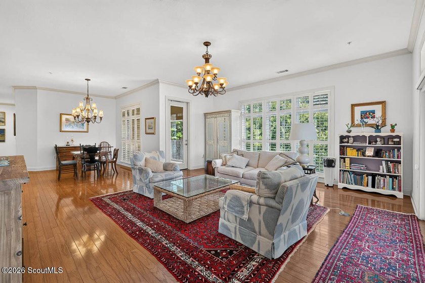 A rare opportunity to own a top-floor, rear corner residence in - photo 7