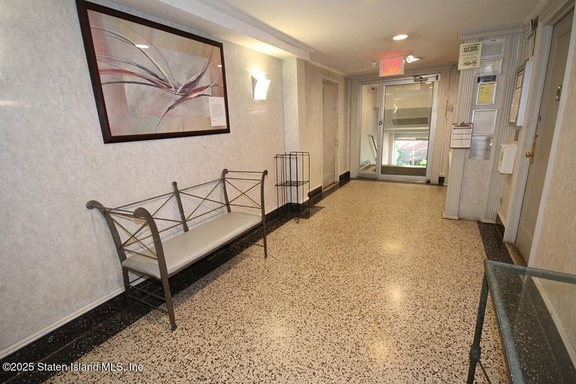 WELCOME TO THIS CHARMING SHORE RD STUDIO OFFERING OCEAN VIEWS &amp; - photo 6
