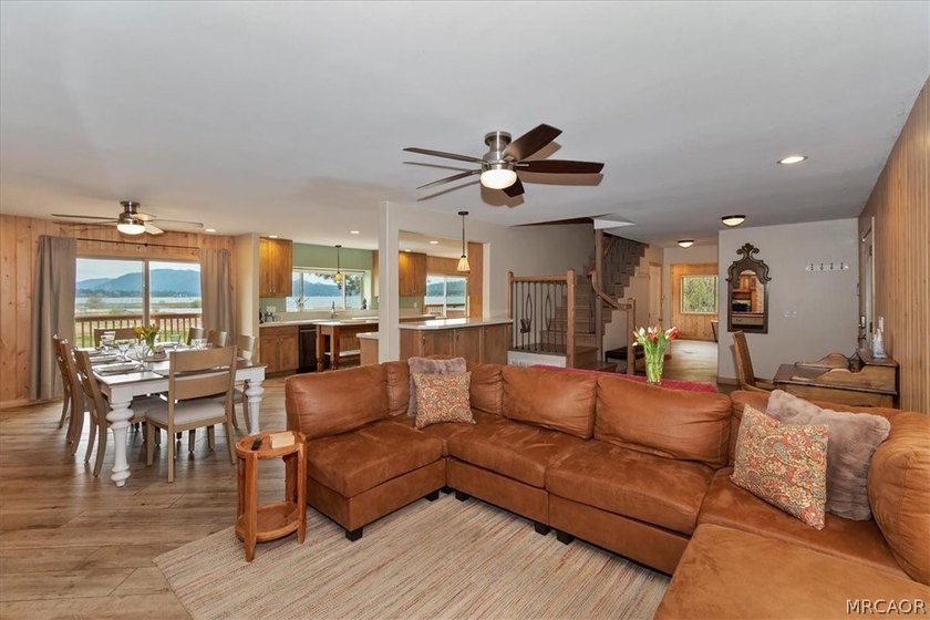 Welcome to lakefront living at its finest in the highly - photo 8