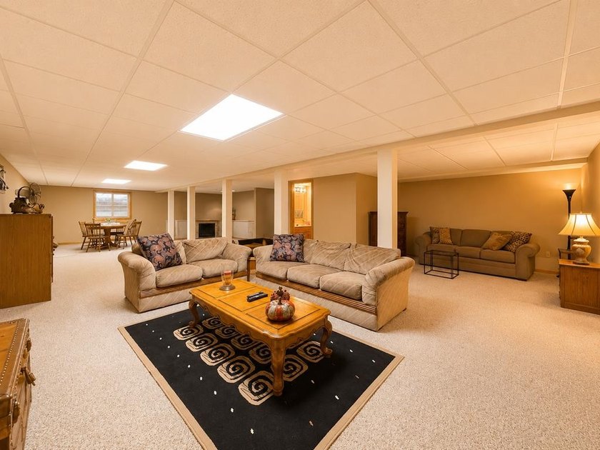 Quality-built brick ranch in desirable River Forest Estates! - photo 50