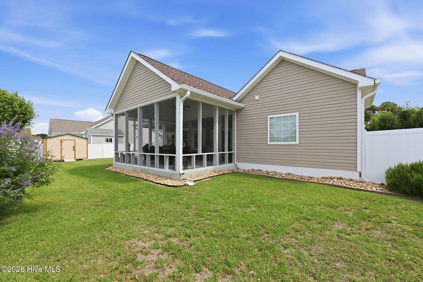 Just Like NEW - Beautiful Home in Popular Coldwater Creek! - photo 11