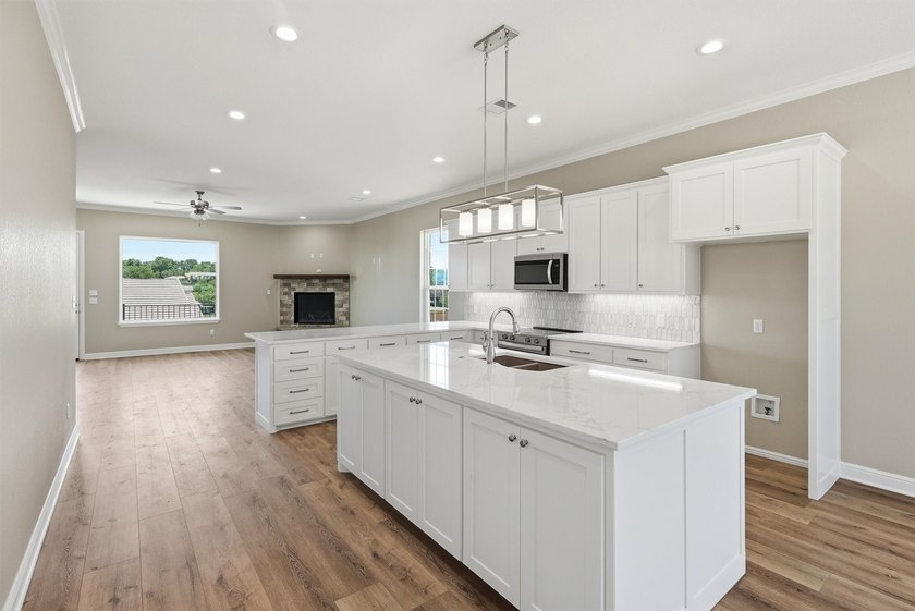 Welcome to the coveted DeCordova Bend Estates! This stunning new - photo 11