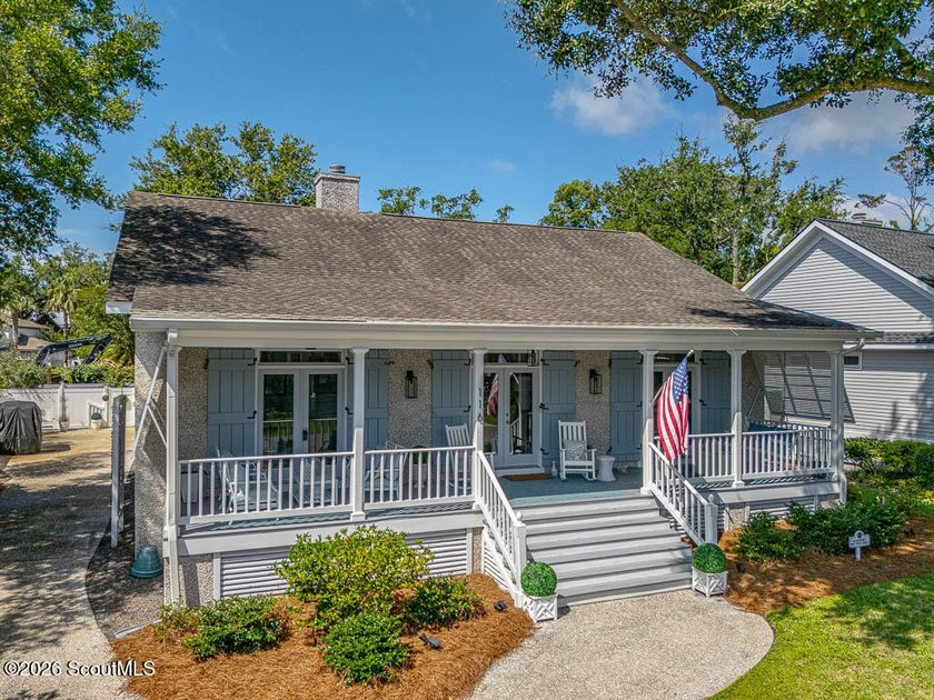 Location, lifestyle, and lovingly maintained, this one has it - photo 3