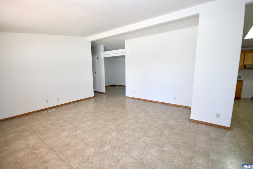 Wonderful opportunity to be in a 55+ community with a mature - photo 6